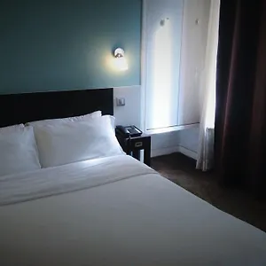 Du Maine Hotel